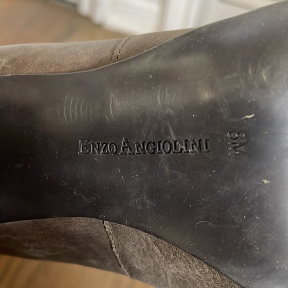 Pre loved. Knee high boots. Enzo Angiolini - Picture 6 of 7